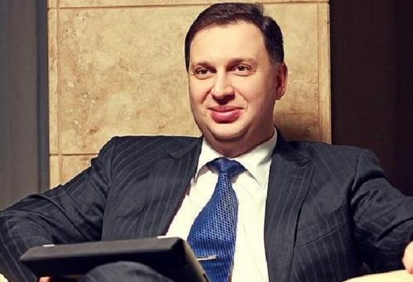 Андрей Бродский забирает титан у Госгеонедр