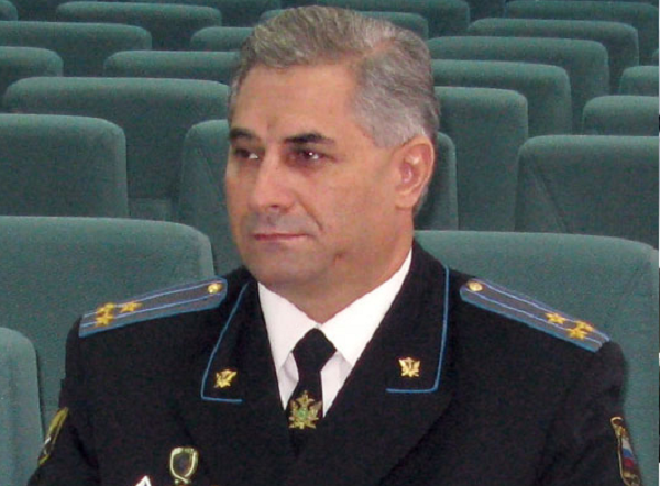 Пристав Муса Оздоев успешно притворился нищим