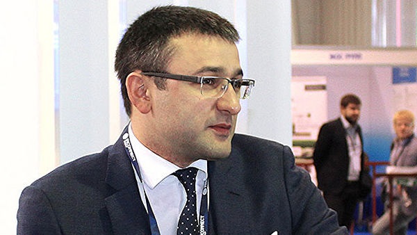 Топ-менеджер Росгеологии Руслан Горринг задержан во Внуково