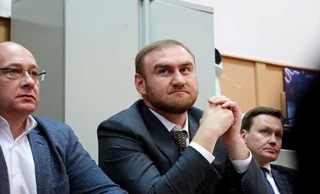 Рауф Арашуков отказался давать показания по убийству Шебзухова на очной ставке