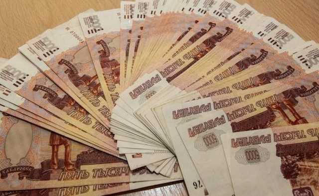 В Кировской области за взятку инспектору ДПС задержали кемеровского экс-полицейского