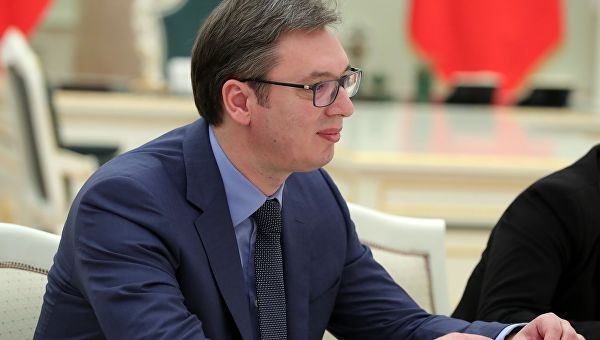 Покинувший под свист резиденцию Вучич пожелал протестующим «всего наилучшего»