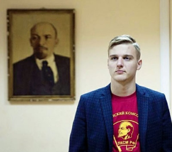 Комсомолец Пирожков обвинил коммуниста Ивачева в краже партийных 200 тыс