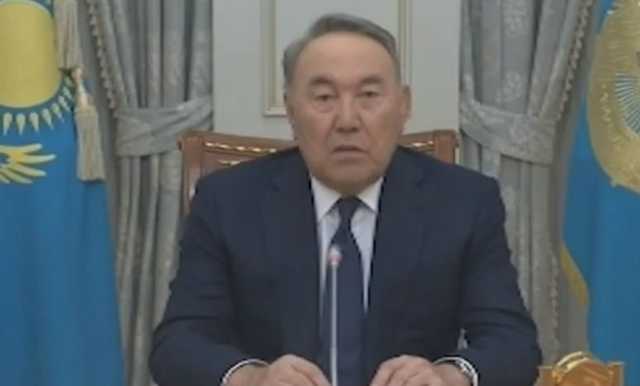 Президент Казахстана перед отставкой говорил по телефону с Путиным