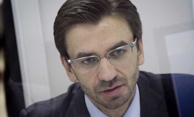 Михаила Абызова доставили на допрос в СКР