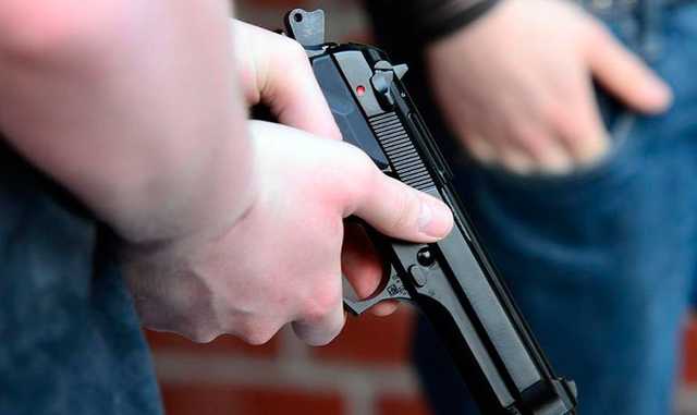 В мэрию Назрани ворвались люди и устроили стрельбу из травматического оружия