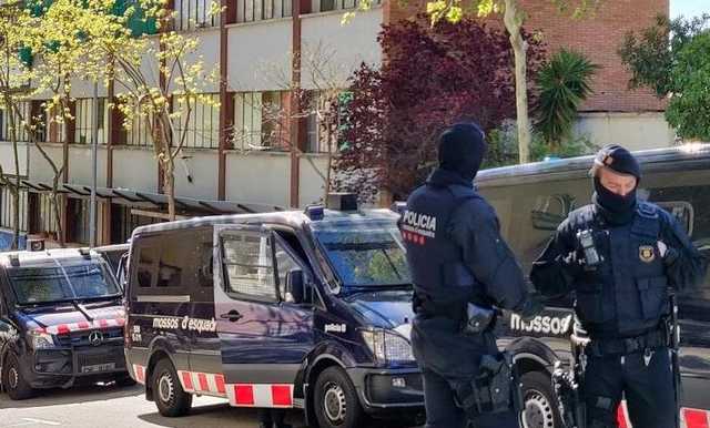 В Барселоне задержали грузинскую банду по обвинению в грабежах и членстве в ОПГ