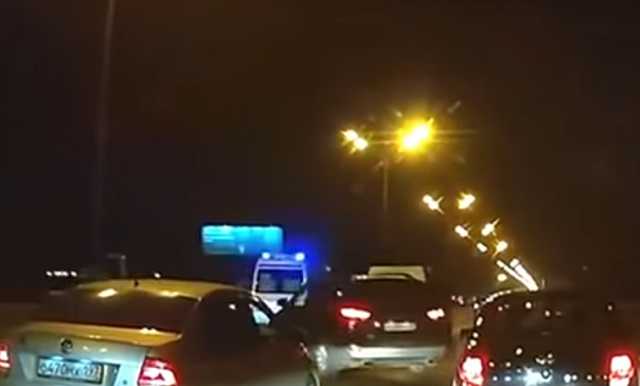 Водитель Hyundai продемонстрировал пируэты на МКАД