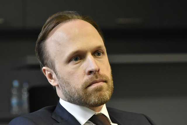 Алексей Филатов "давит" на банки через карманные суды