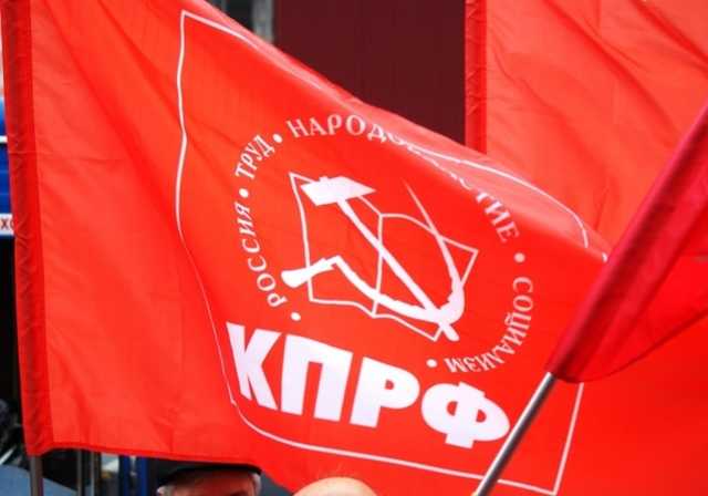 Экс-депутат Госдумы от КПРФ избил посетителя ресторана за косой взгляд