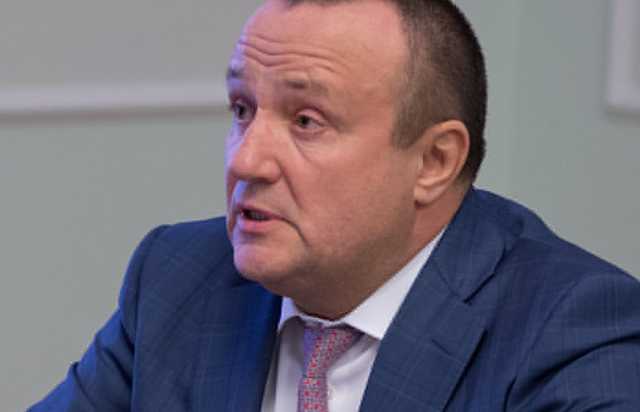 У штурвала «капитан Крюк»