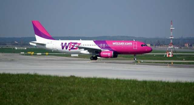 "Курица тупая": Сеть взорвал пост журналистки "Страна.UA" Крюковой о WizzAir