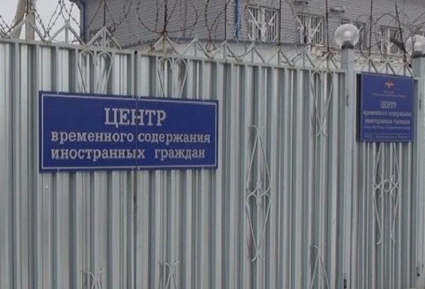 Видео экстремального побега босиком из спецприемника в Уфе выложили в Сеть
