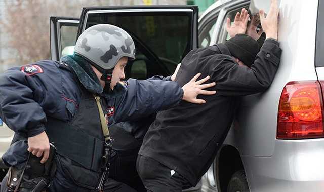 Гражданин Узбекистана связал и изнасиловал несовершеннолетнюю дочь сожительницы