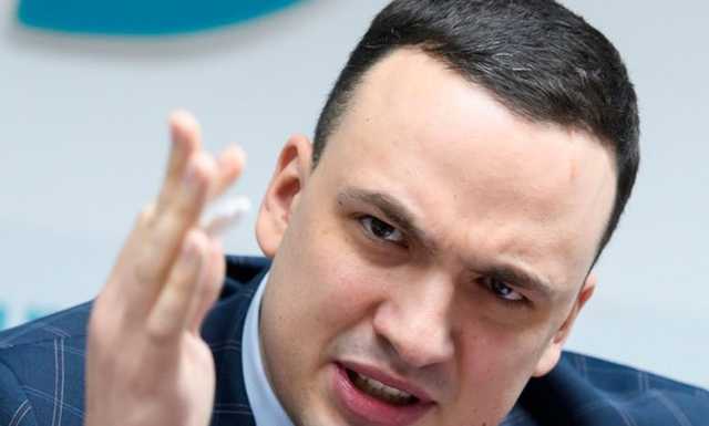Депутат Госдумы устроил стрельбу из автомата у жилых домов