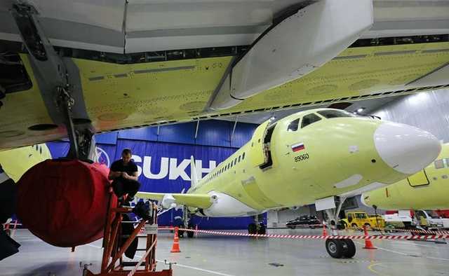Авиакомпания «Ямал» отказалась от закупки 10 самолетов Sukhoi Superjet 100