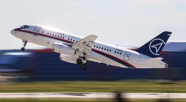 Народ требует запретить эксплуатацию SSJ 100. Министр Дитрих не видит оснований