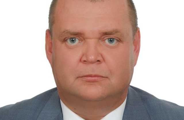 Глава ГБР в Краматорске зарабатывает в шесть раз меньше жены