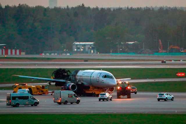         SSJ-100