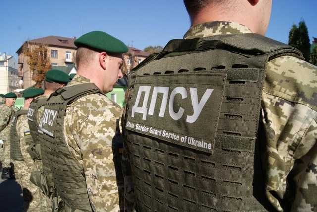 В Мариуполе капитан-наркоман устроил дебош в комендатуре пограничников
