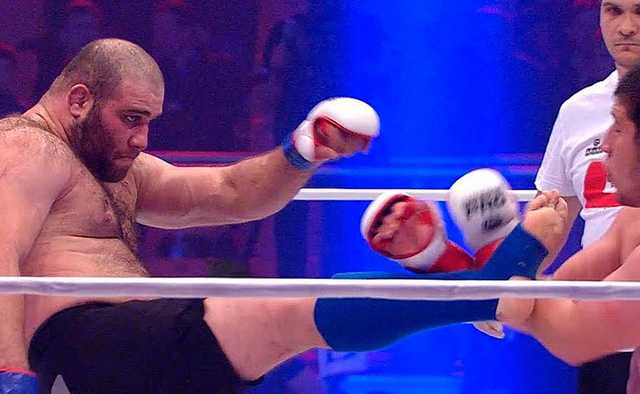 Пьяный чемпион Европы по MMA нокаутировал полицейских в Северной Осетии