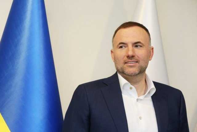 Хотели разорить УЗ? Микитася уличили в сговоре с Фуксом