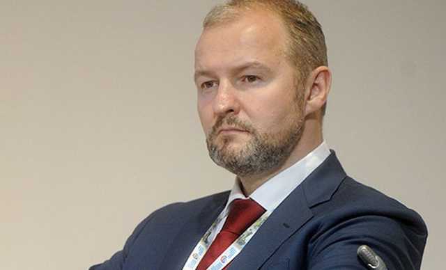 Журавлев под «крылом» Троценко?