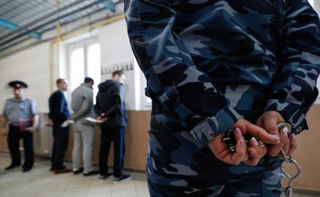 На бывшего замглавы колонии в Рязанской области завели семь уголовных дел