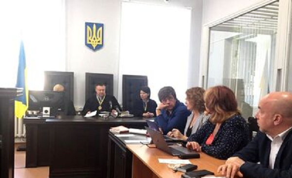 Кернес сбежал из Украины: что известно