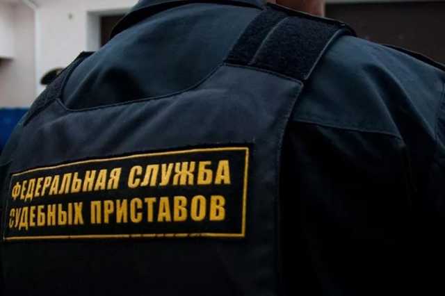 В Астрахани приставы достали должника из могилы