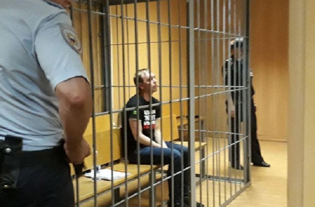 Журналист Иван Голунов, жертва беспредела силовиков, – под домашним арестом