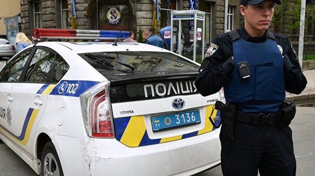В Днепре полицейский застрелился в изоляторе