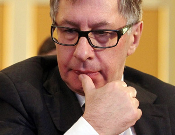 Петр Авен жалуется Владимиру Путину на Данила Хачатурова