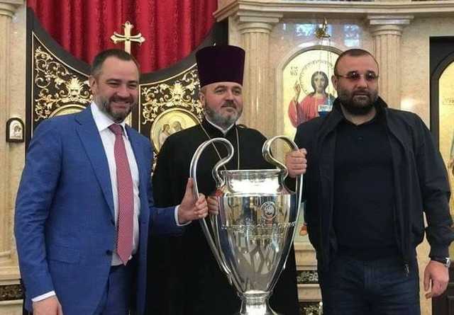 От партии Вакарчука в Раду идёт чиновница, которую награждал "Нарик"