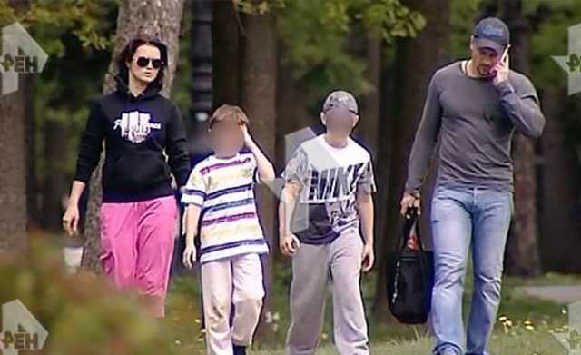 «Что это за мама?»: Свекровь убитой сыном жены хоккеиста прокомментировала случившееся
