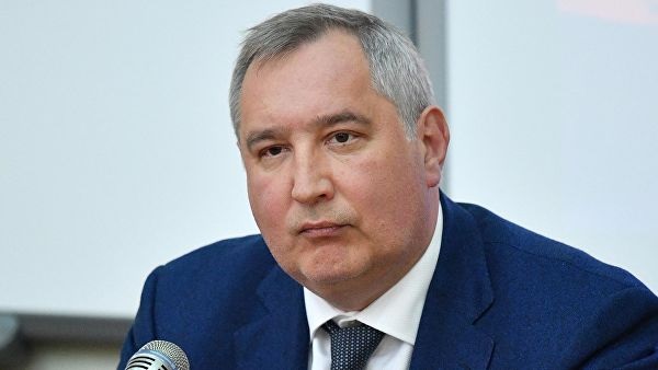 Рогозин пилит авиасалон в Ле Бурже