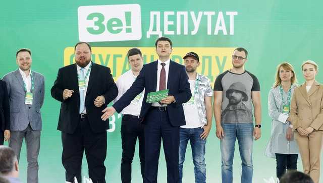 Люди Зеленского: кто идет от ’’Слуги народа’’ по мажоритарным округам