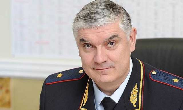 Уволенного из-за дела Голунова экс-главу УВД по ЗАО проверят после заявления кикбоксера