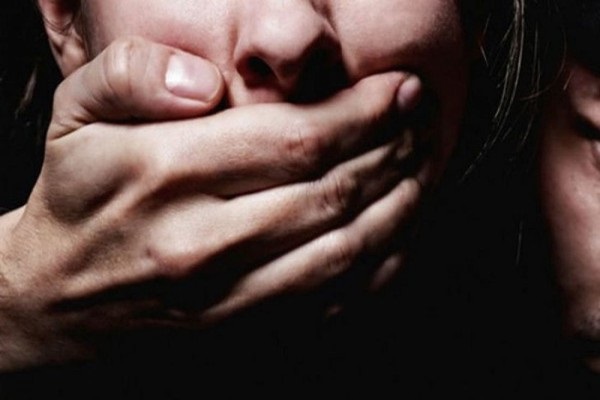 Девятиклассница покончила с собой после аборта от женатого мужчины