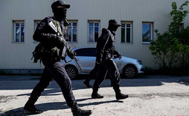 Дело налетчиков из ФСБ: бойцы грузили похищенные при обысках деньги в бронежилеты