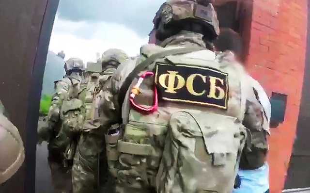 «Сыпется все». Генерал-майор прокомментировал последние аресты в ФСБ России