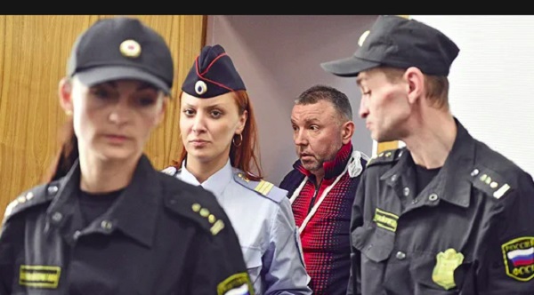 Трех полковников ФСБ объединило одно уголовное дело