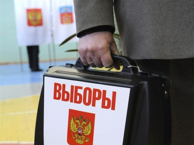 «Голос» потребовал отменить муниципальные выборы в Петербурге