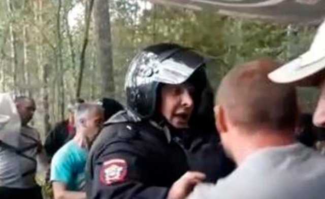 На месте строительства завода Игоря Чайки произошли столкновения активистов с полицией