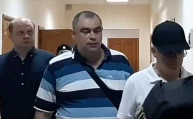 В Уфе начался суд над полицейскими, обвиняемыми в групповом изнасиловании дознавателя