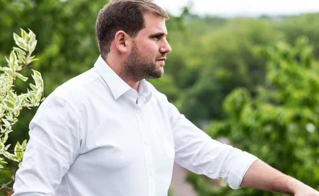Супруга певицы Жасмин объявили в международный розыск