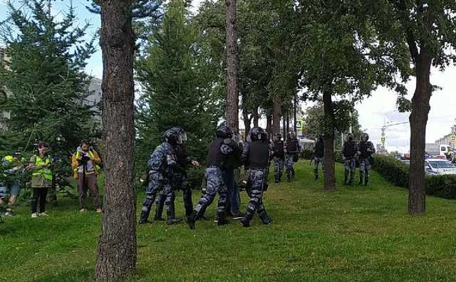 Новый рекорд Росгвардии на митинге в Москве. Задержано 349 человек
