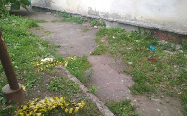 «Говорят, зарезали и выкинули из окна». В Пензе нашли труп мужчины