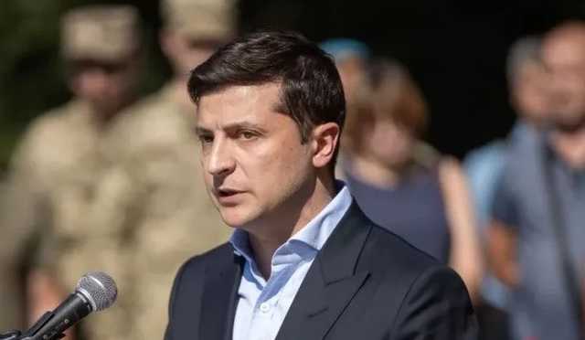 Ищут предателя: у Зеленского вычислили больше десятка вероятных "кротов"