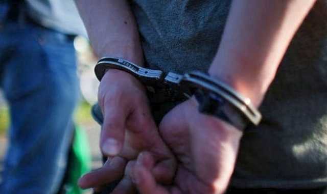 В Петербурге задержали учителя за изнасилование школьницы